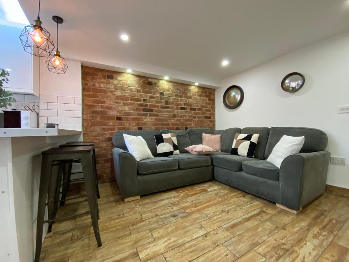 Nice Living Serviced Accommodations 2 Coventry Exterior photo
